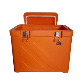 Orange ungiftiger Plastikkühler Isolierkasten, kaltes Magazin des Picknick-110L
